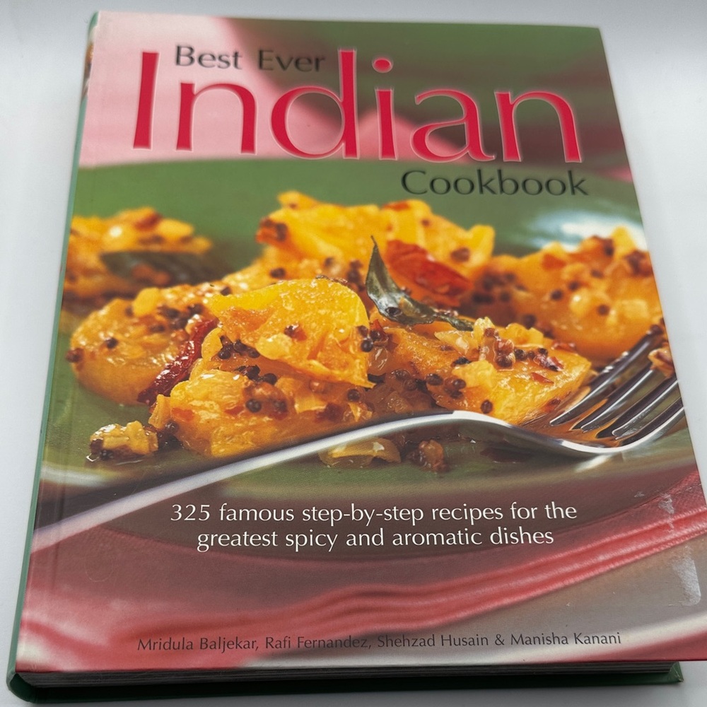 Best Ever Indian Cookbook with 325 Step by Step Recipes Pre-Own Metro Books NY